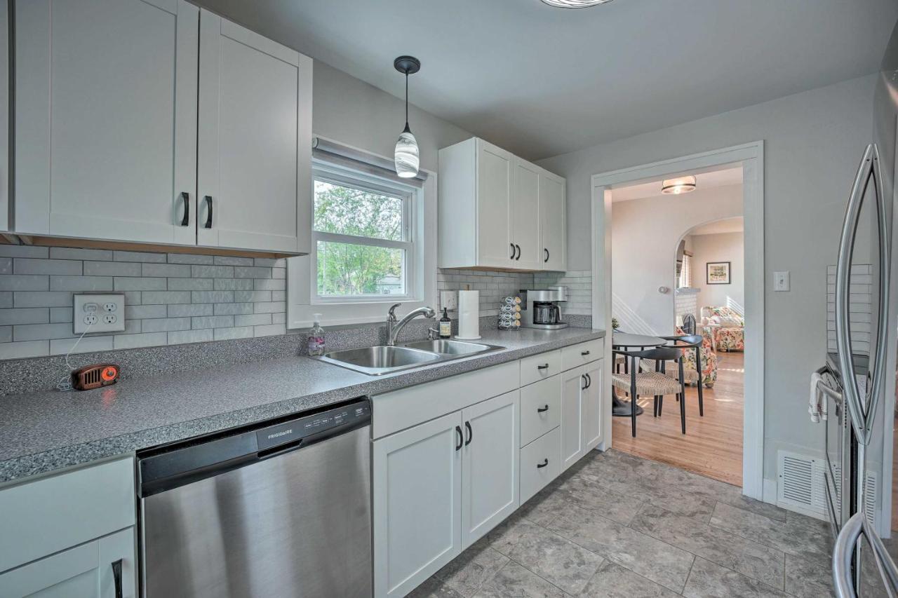 Benton Harbor Gracie Cottage With Hot Tub And Yard! Екстер'єр фото